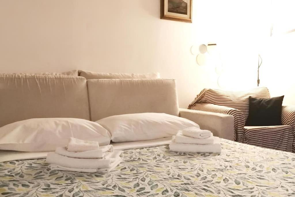 Cozy Apartment Near Train Station Флоренция Екстериор снимка
